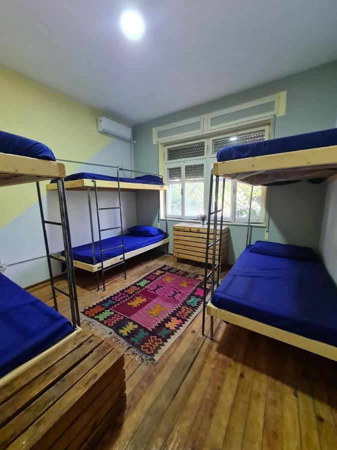 Milingona City Center Hostel Tirana Exterior photo