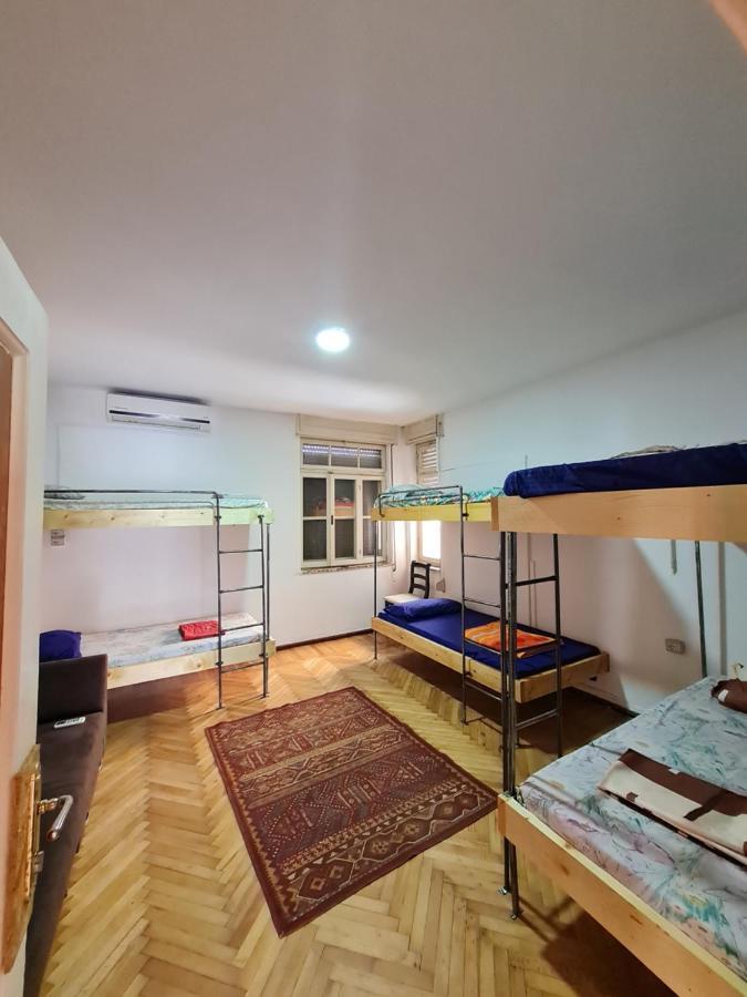 Milingona City Center Hostel Tirana Exterior photo