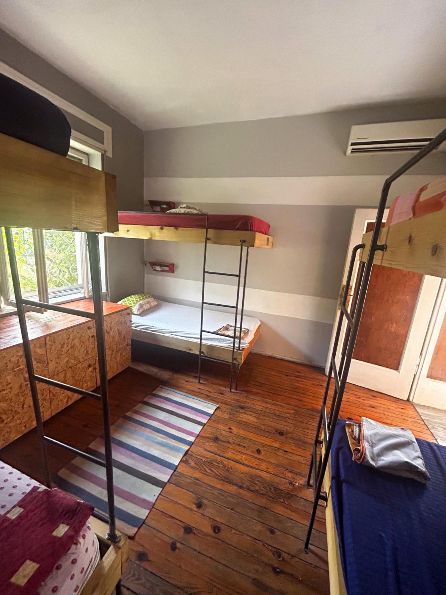 Milingona City Center Hostel Tirana Exterior photo