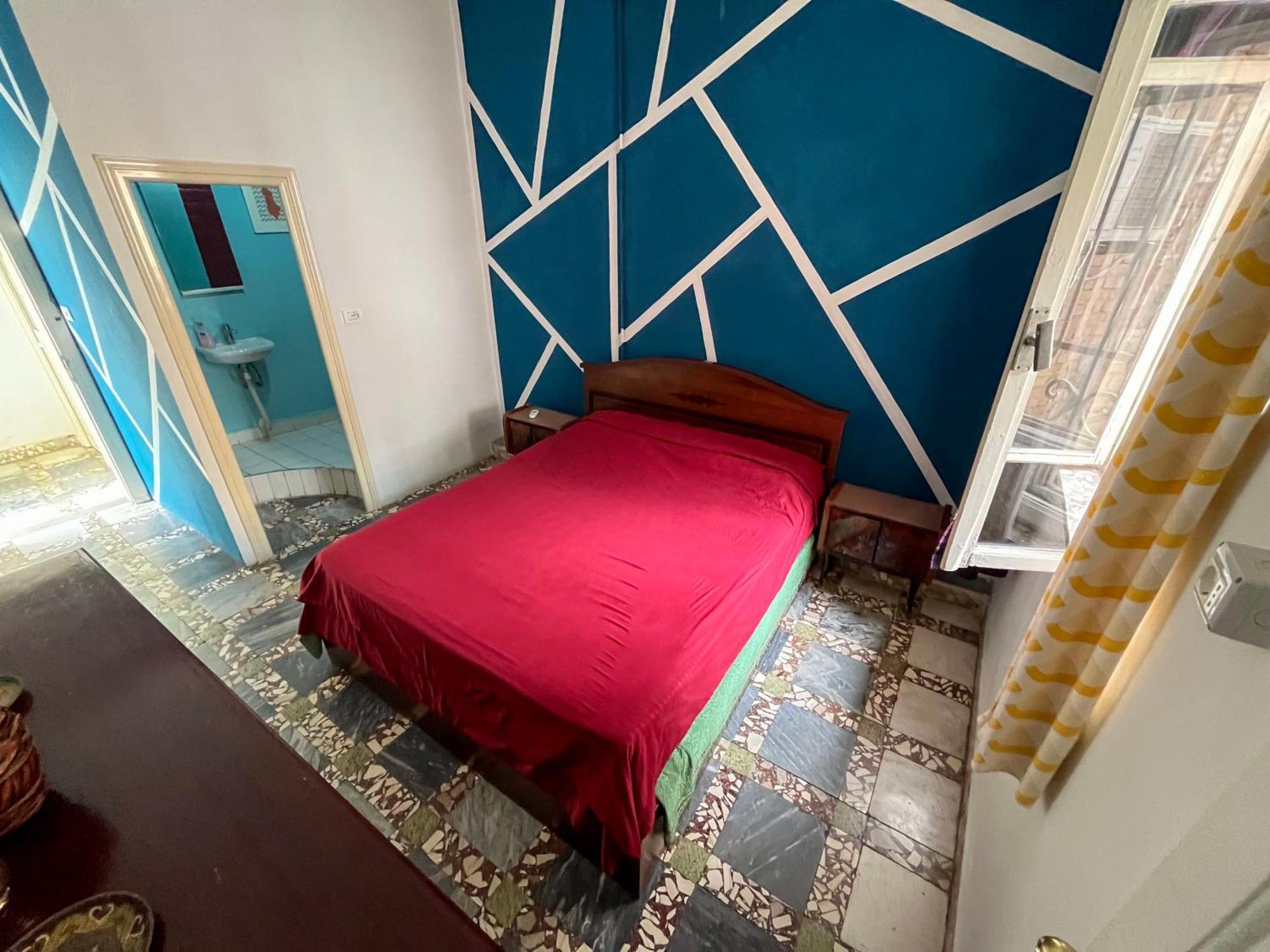 Milingona City Center Hostel Tirana Exterior photo