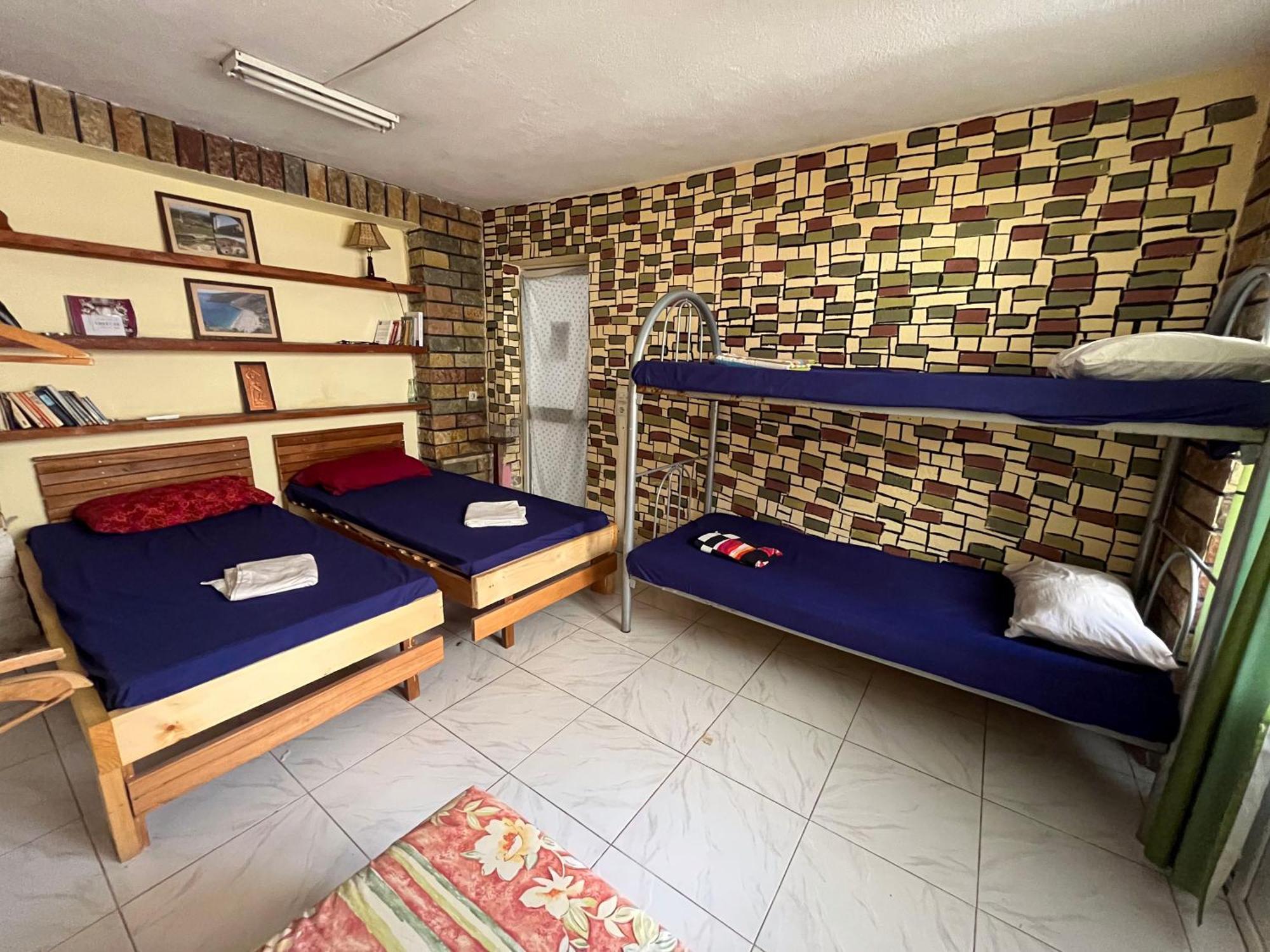 Milingona City Center Hostel Tirana Exterior photo