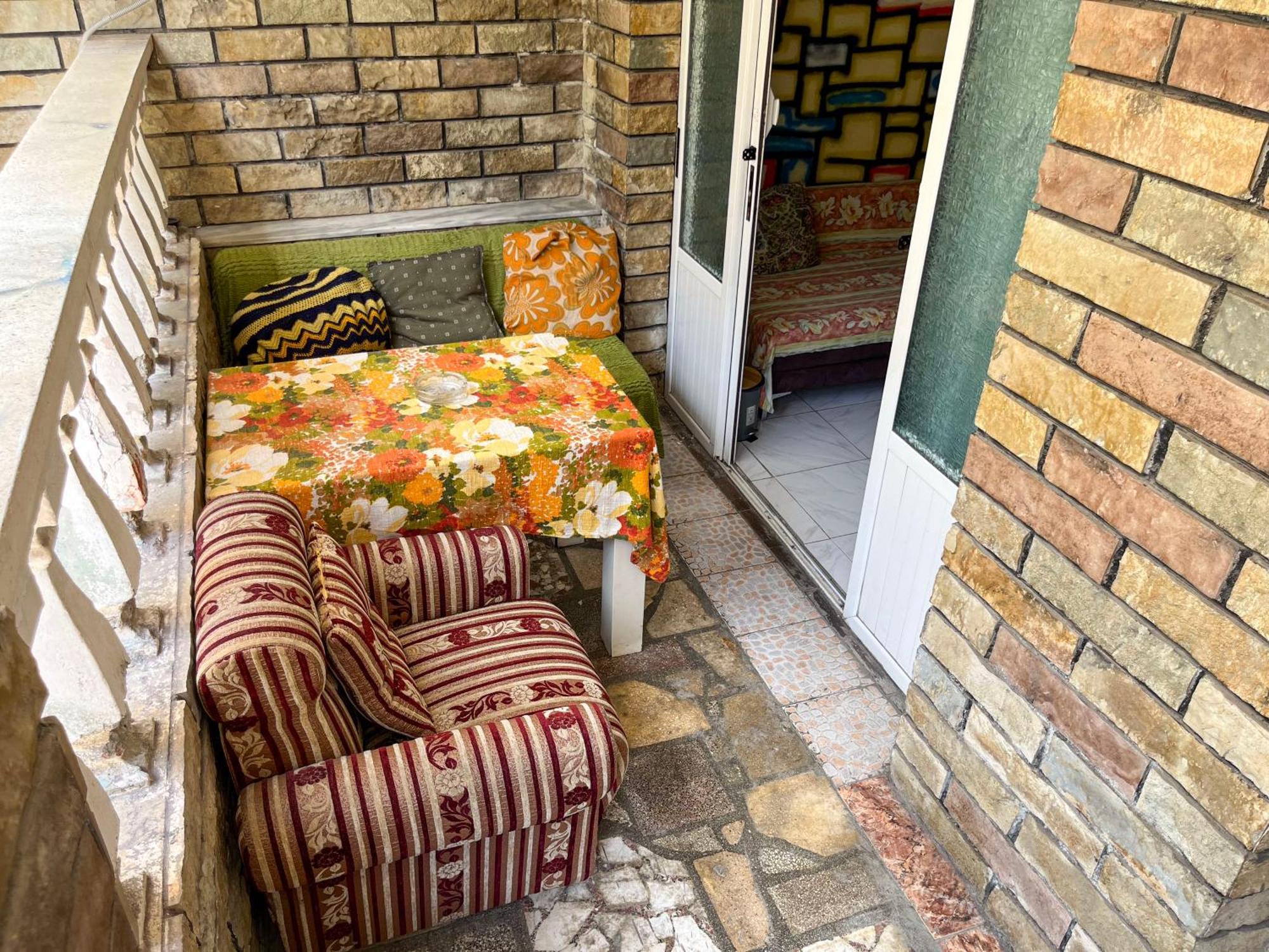 Milingona City Center Hostel Tirana Exterior photo